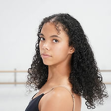 Halle Fairbanks